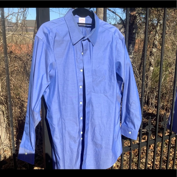 Brook Brother. Blue tradition fit. Euc